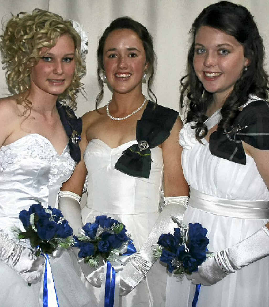 Elizabeth Pepper, Georgina Barnet and Ella Rathmell at the Caledonian Deb Ball last year.